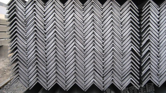 【天津】热镀锌角钢在生产中可能存在哪些问题呢？